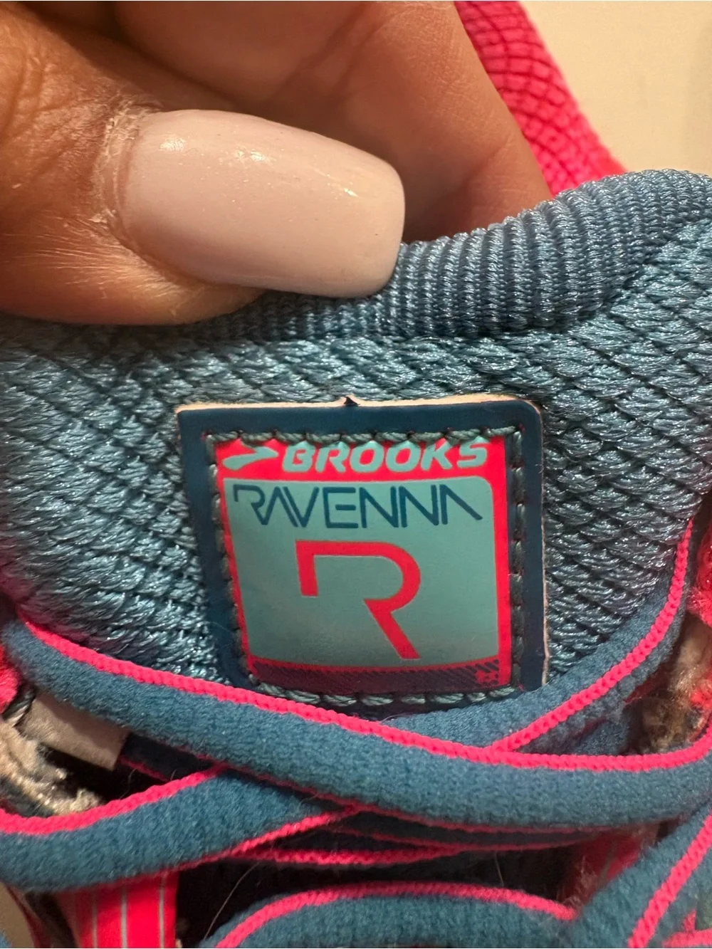 Brooks sneakers